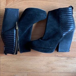 Suede and leather ankle boot